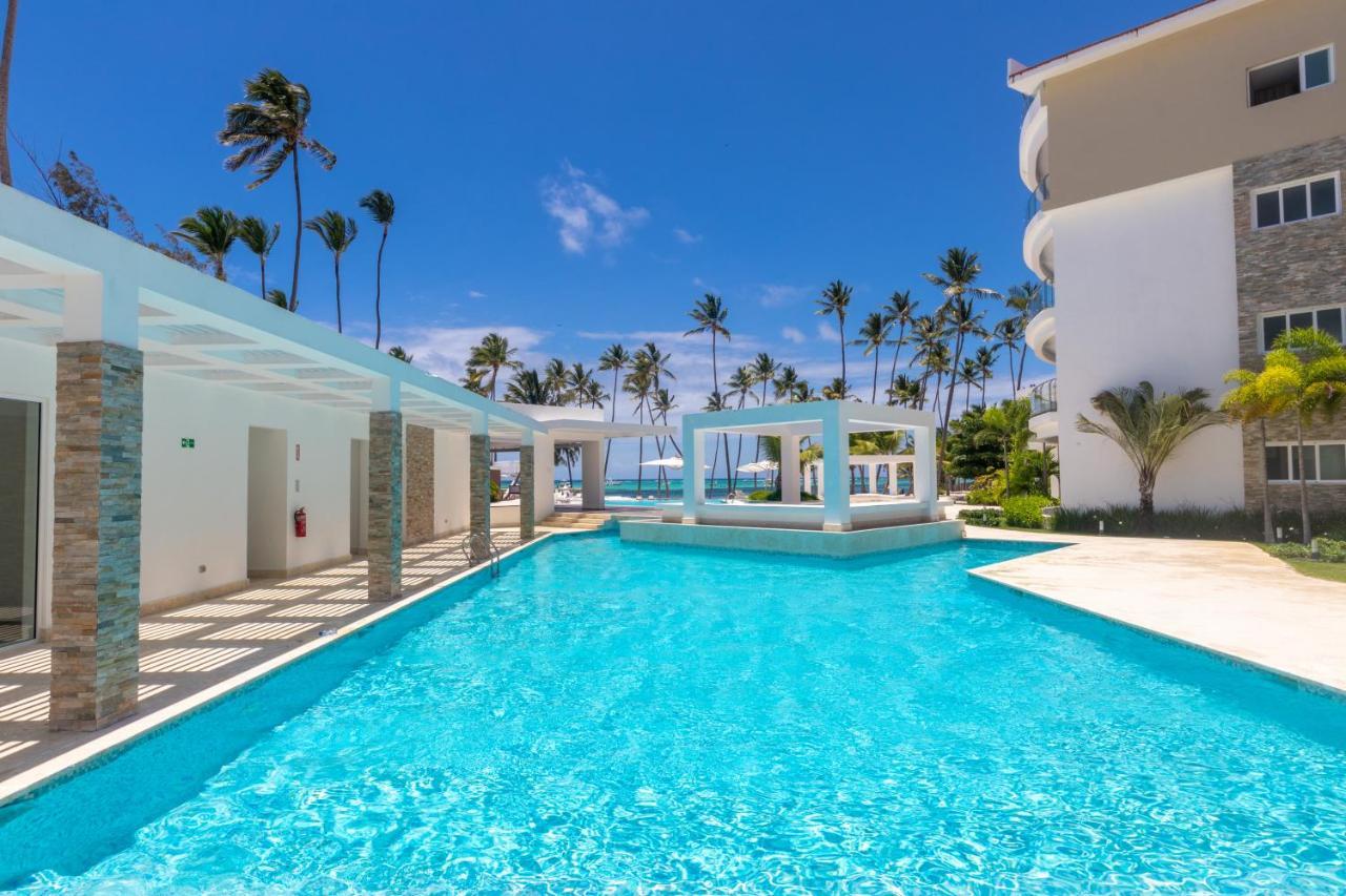 Family Getaway Apartment - Right On The Beach Punta Cana Exterior photo