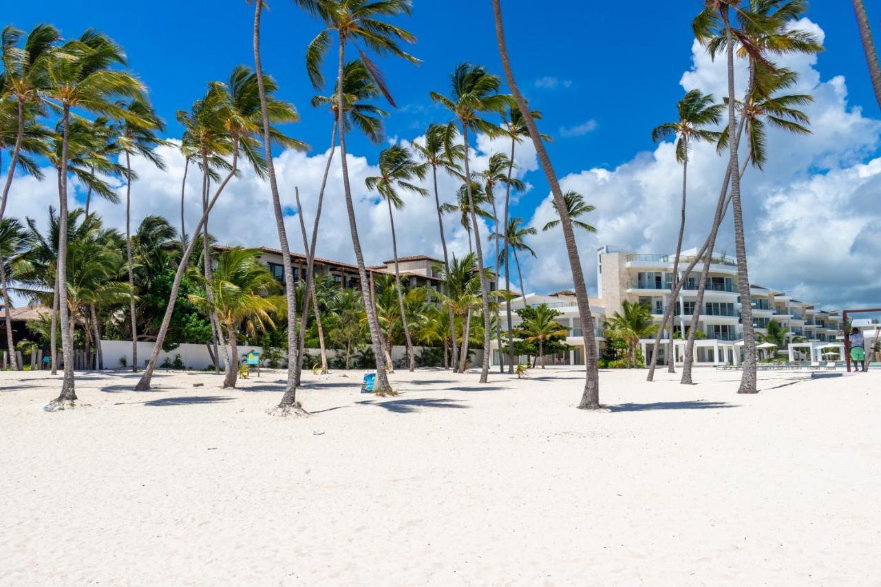 Family Getaway Apartment - Right On The Beach Punta Cana Exterior photo