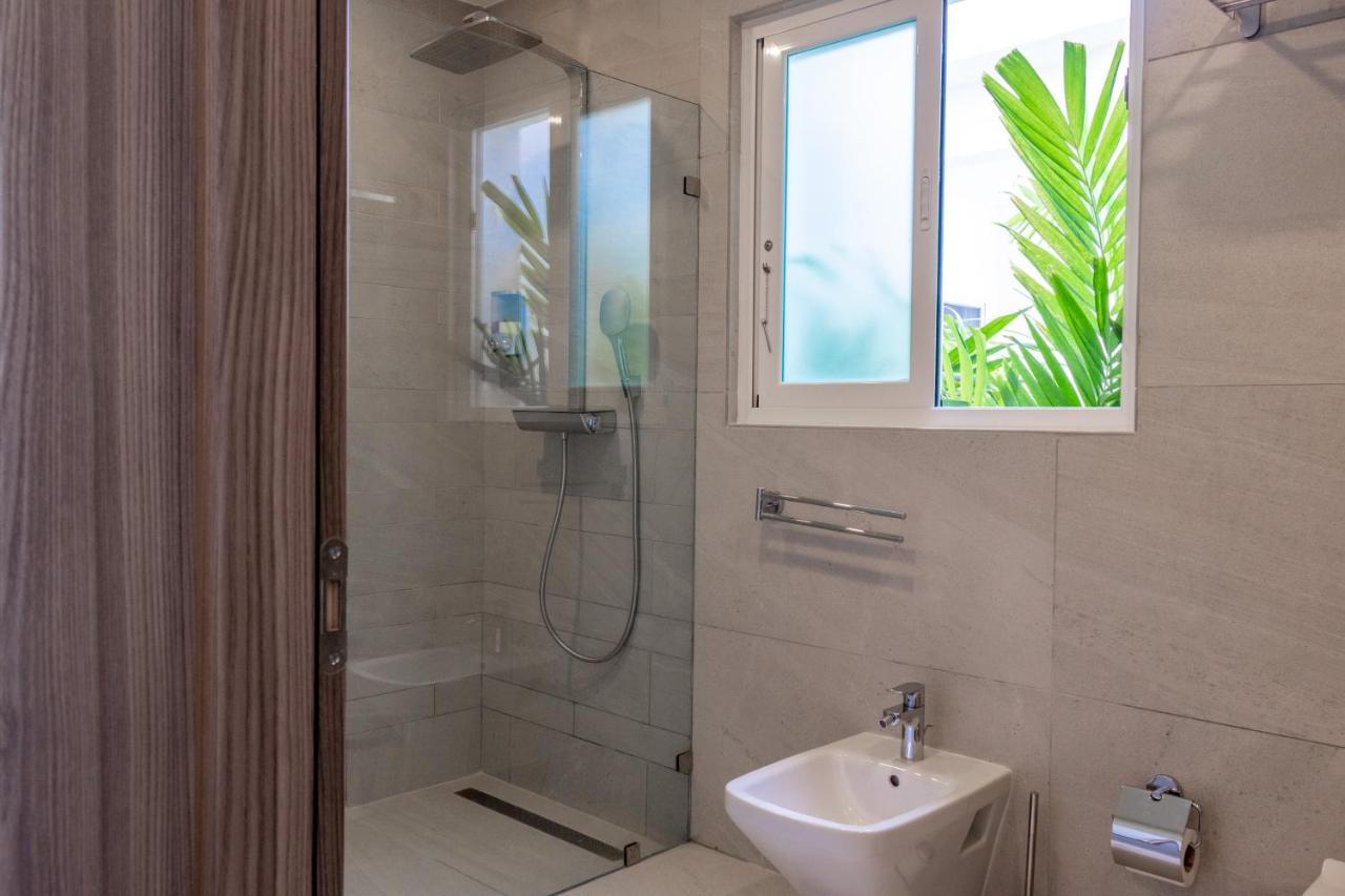 Family Getaway Apartment - Right On The Beach Punta Cana Exterior photo